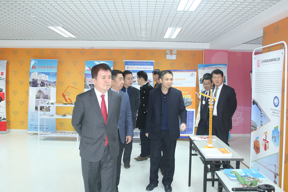 韩国亚洲新闻集团董事长郭永吉一行莅临秦工国际集团参观考察